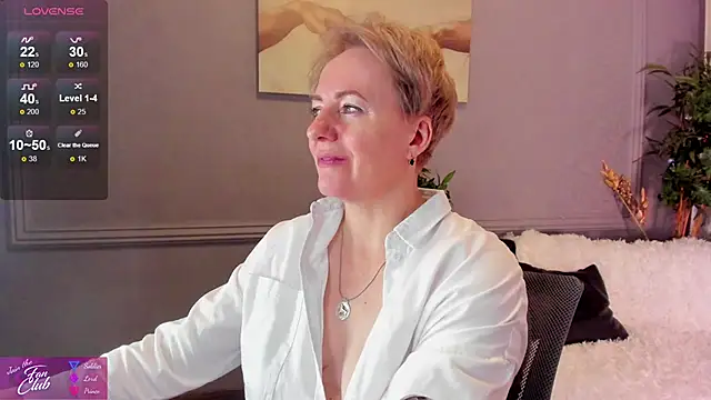 Nika Smit online show from January 2025 08:28:01 AM