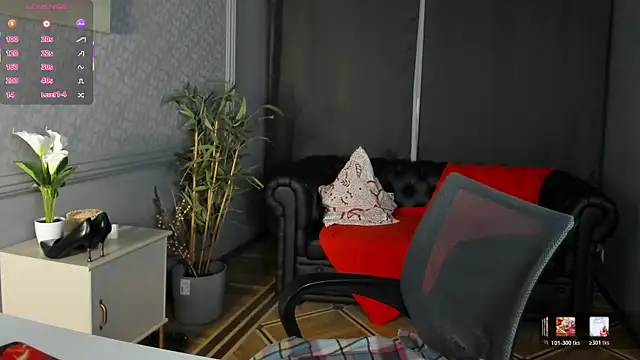 Snapshot of Nika_Smit chatting on June 2026 05:21:01 AM Nika Smit online show from June 2026 05:21:01 AM