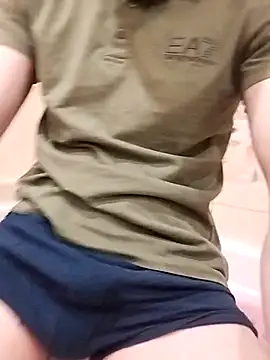 hoot denis28 online show from March 2025 06:32:01 PM