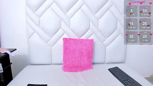 Snapshot of Analia18_ chatting on February 2026 01:27:01 PM Analia18 online show from February 2026 01:27:01 PM