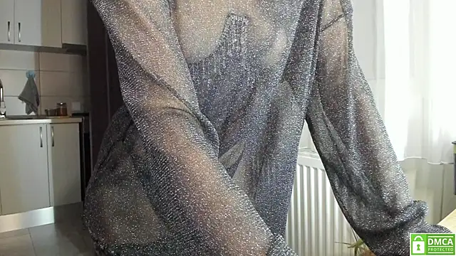 Anahi1993 online show from December 2025 04:32:01 AM