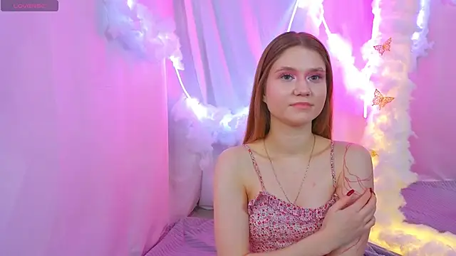 AlisiaSpinnet  online show from November 2025 03:57:01 PM