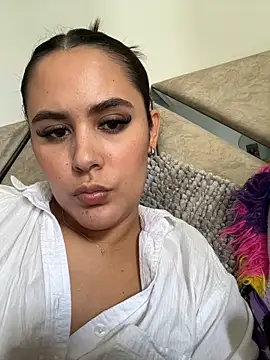 LexyRobert online show from February 2025 06:15:02 PM