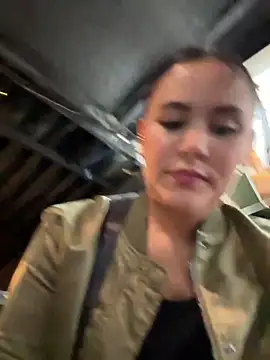 LexyRobert online show from March 2025 11:53:01 PM