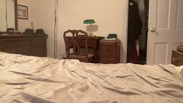 Snapshot of zack_brown chatting on September 2025 12:16:01 PM zack brown online show from September 2025 12:16:01 PM