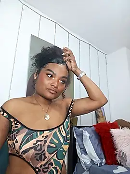 gianna smith online show from December 2025 07:58:02 AM