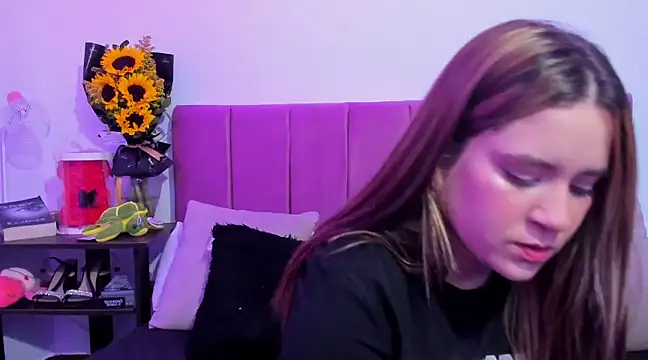 EmmyGray online show from December 2024 03:30:02 AM