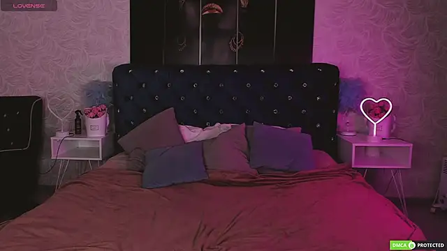 TrevorBenson online show from November 2025 04:23:01 AM