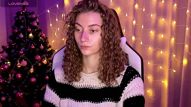 lady curls online show from December 2024 11:16:01 PM