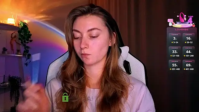 lady curls online show from March 2026 10:03:01 PM