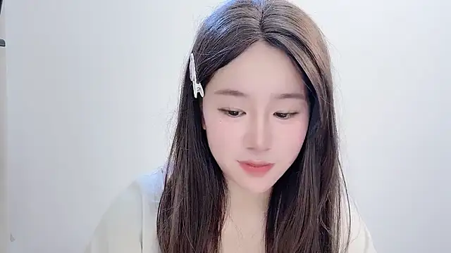 Snapshot of chloe-01 chatting on November 2025 04:11:02 AM chloe-01 online show from November 2025 04:11:02 AM