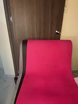 MOMALANA online show from September 2025 08:22:01 PM