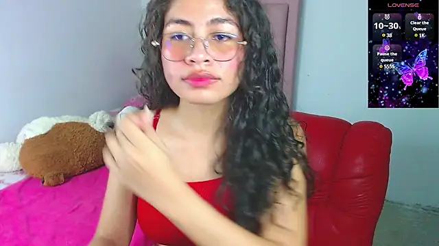 Snapshot of Cynthia_hazel chatting on February 2025 07:23:02 AM Cynthia hazel online show from February 2025 07:23:02 AM