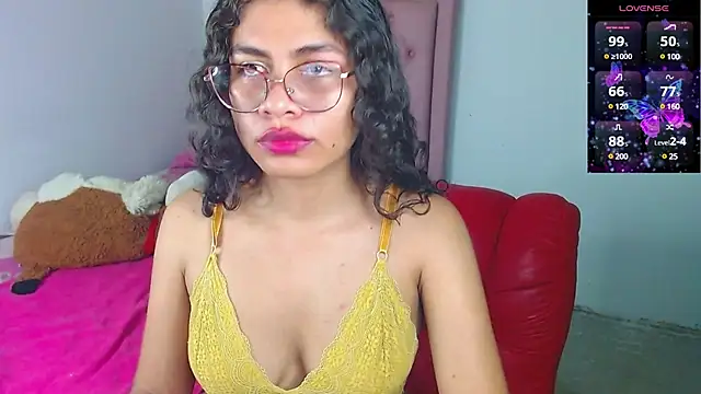 Snapshot of Cynthia_hazel chatting on March 2025 05:11:02 AM Cynthia hazel online show from March 2025 05:11:02 AM