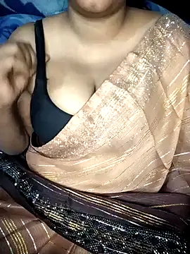 Snapshot of Sopnia chatting on December 2024 04:53:02 PM Sopnia online show from December 2024 04:53:02 PM