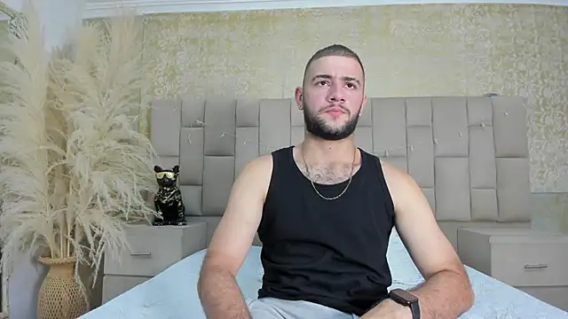 MaximusDick1  online show from December 2025 04:09:01 AM