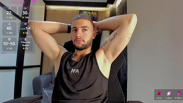 MaximusDick1  online show from February 2026 12:11:01 PM