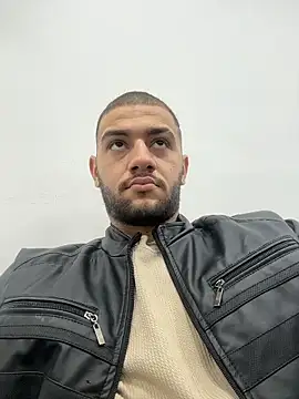 MaximusDick1  online show from February 2026 12:04:02 PM