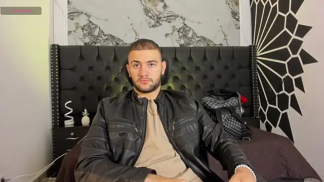 Snapshot of MaximusDick1_ chatting on May 2026 12:21:01 PM MaximusDick1 online show from May 2026 12:21:01 PM