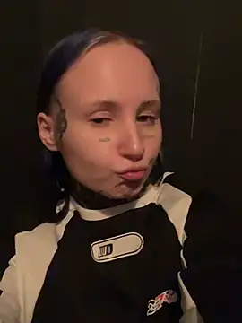 mei honey  online show from January 2025 11:39:02 PM