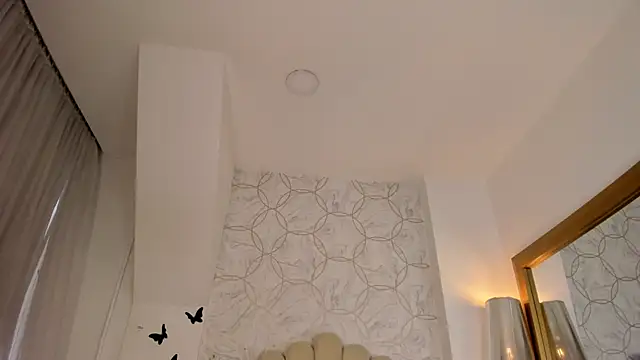 Foxy200   online show from February 2026 07:45:01 PM