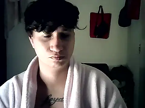 Im Milan Rs online show from November 2025 01:33:02 PM