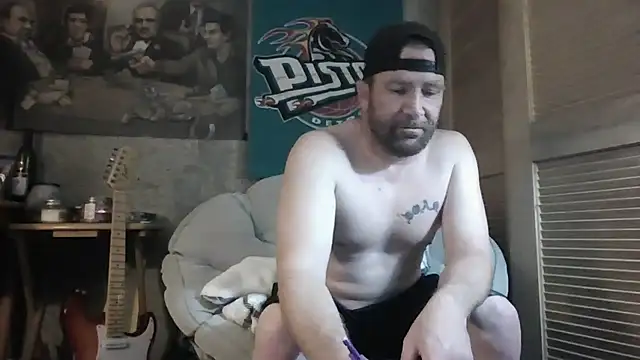 Snapshot of Edward_LongCock chatting on July 2026 05:54:02 AM Edward LongCock online show from July 2026 05:54:02 AM