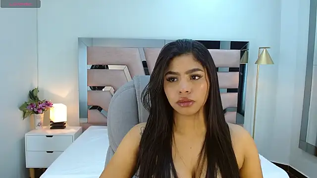 Snapshot of violeta_leon chatting on January 2026 08:14:01 PM violeta leon online show from January 2026 08:14:01 PM