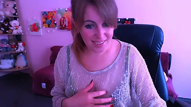 Snapshot of Hot_Milady chatting on April 2026 07:47:02 AM Hot Milady online show from April 2026 07:47:02 AM