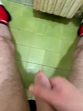 Snapshot of Miky_21 chatting on November 2025 01:33:02 AM Miky 21 online show from November 2025 01:33:02 AM