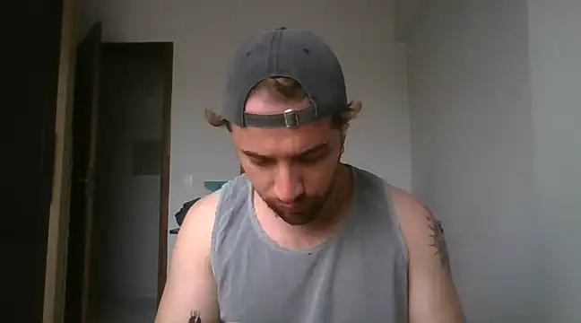 Snapshot of TomAlex chatting on January 2025 11:11:02 AM TomAlex online show from January 2025 11:11:02 AM