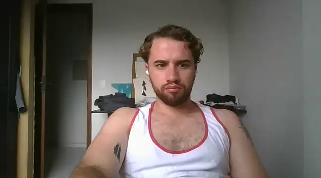 Snapshot of TomAlex chatting on January 2025 06:00:01 PM TomAlex online show from January 2025 06:00:01 PM