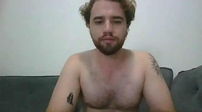 Snapshot of TomAlex chatting on January 2025 09:48:02 PM TomAlex online show from January 2025 09:48:02 PM