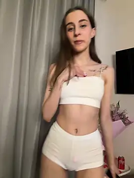 HellPeach online show from February 2025 06:39:01 PM