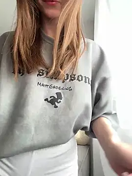 HellPeach online show from March 2025 12:22:01 PM