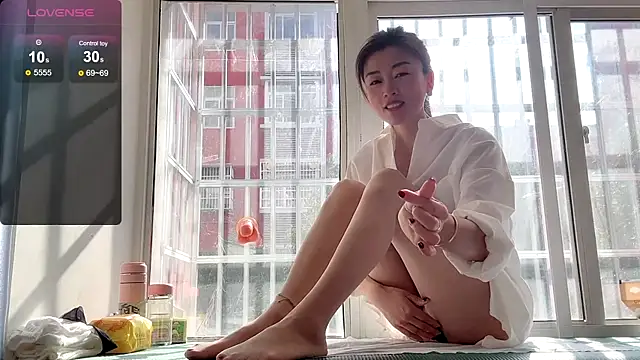 Snapshot of QianF-666 chatting on December 2024 03:14:02 AM QianF-666 online show from December 2024 03:14:02 AM
