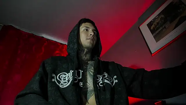 Travistanner 28 online show from March 2026 05:07:02 PM