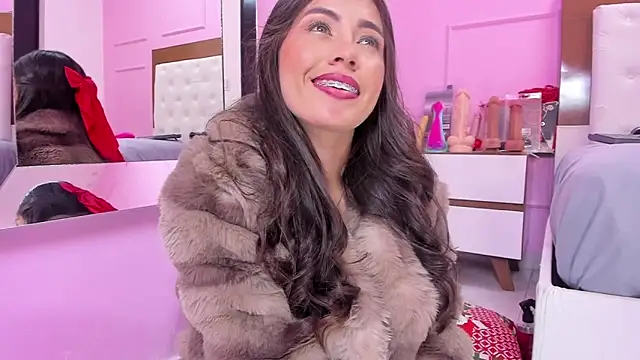 alysonJackson online show from December 2025 07:44:01 PM