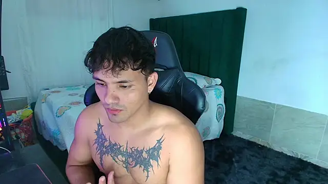 Snapshot of man_dur07 chatting on May 2026 11:10:02 PM man dur07 online show from May 2026 11:10:02 PM