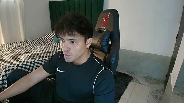 Snapshot of man_dur07 chatting on June 2026 08:25:02 PM man dur07 online show from June 2026 08:25:02 PM