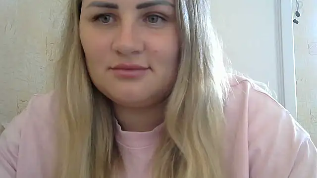 Snapshot of Honeydew-Waves chatting on June 2026 06:34:01 AM Honeydew-Waves online show from June 2026 06:34:01 AM