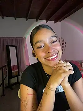 Snapshot of Arteatenea__ chatting on February 2025 06:45:01 AM Arteatenea online show from February 2025 06:45:01 AM