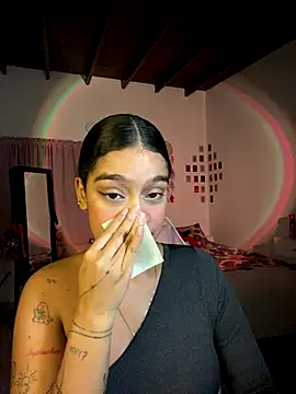 Snapshot of Arteatenea__ chatting on November 2025 03:40:01 AM Arteatenea online show from November 2025 03:40:01 AM