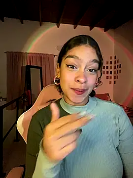 Snapshot of Arteatenea__ chatting on November 2025 06:06:02 AM Arteatenea online show from November 2025 06:06:02 AM