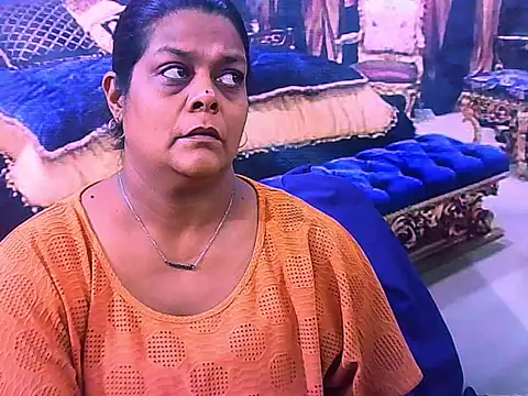 indianCherryPie online show from February 2026 05:14:02 AM