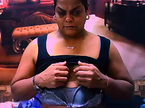 Snapshot of indianCherryPie chatting on May 2026 05:45:01 AM indianCherryPie online show from May 2026 05:45:01 AM