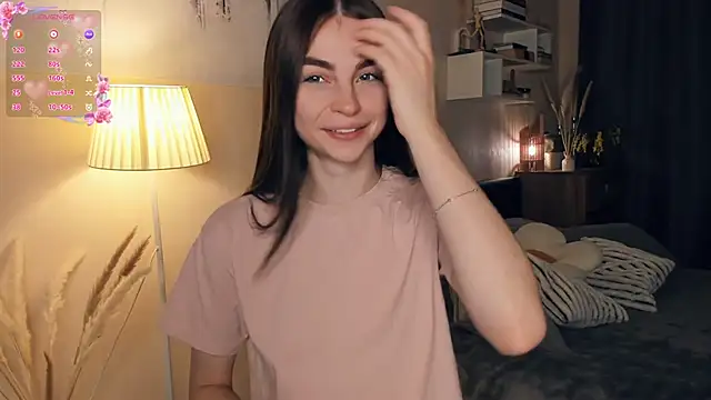 MaryJacksoon online show from November 2025 07:49:01 AM