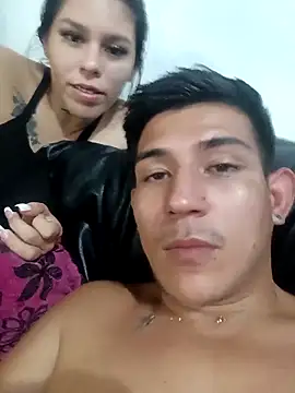 Snapshot of BigTits_Kitty chatting on December 2024 02:54:01 AM BigTits Kitty online show from December 2024 02:54:01 AM