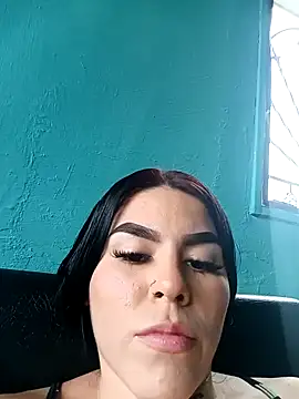 Snapshot of BigTits_Kitty chatting on February 2025 09:28:01 PM BigTits Kitty online show from February 2025 09:28:01 PM