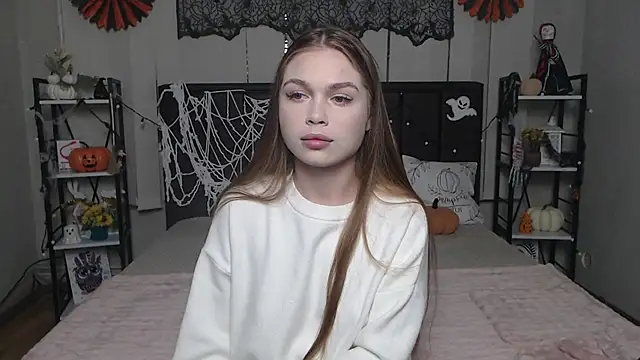 LaraPika online show from November 2025 06:24:01 AM